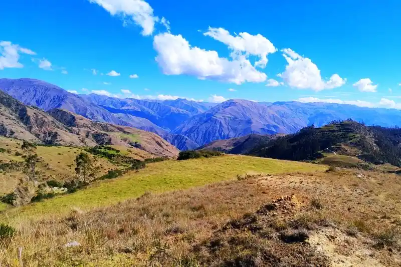 Montañas vistas desde Chonta
